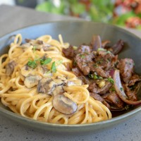 Linguine Stroganoff - Kow Restaurant